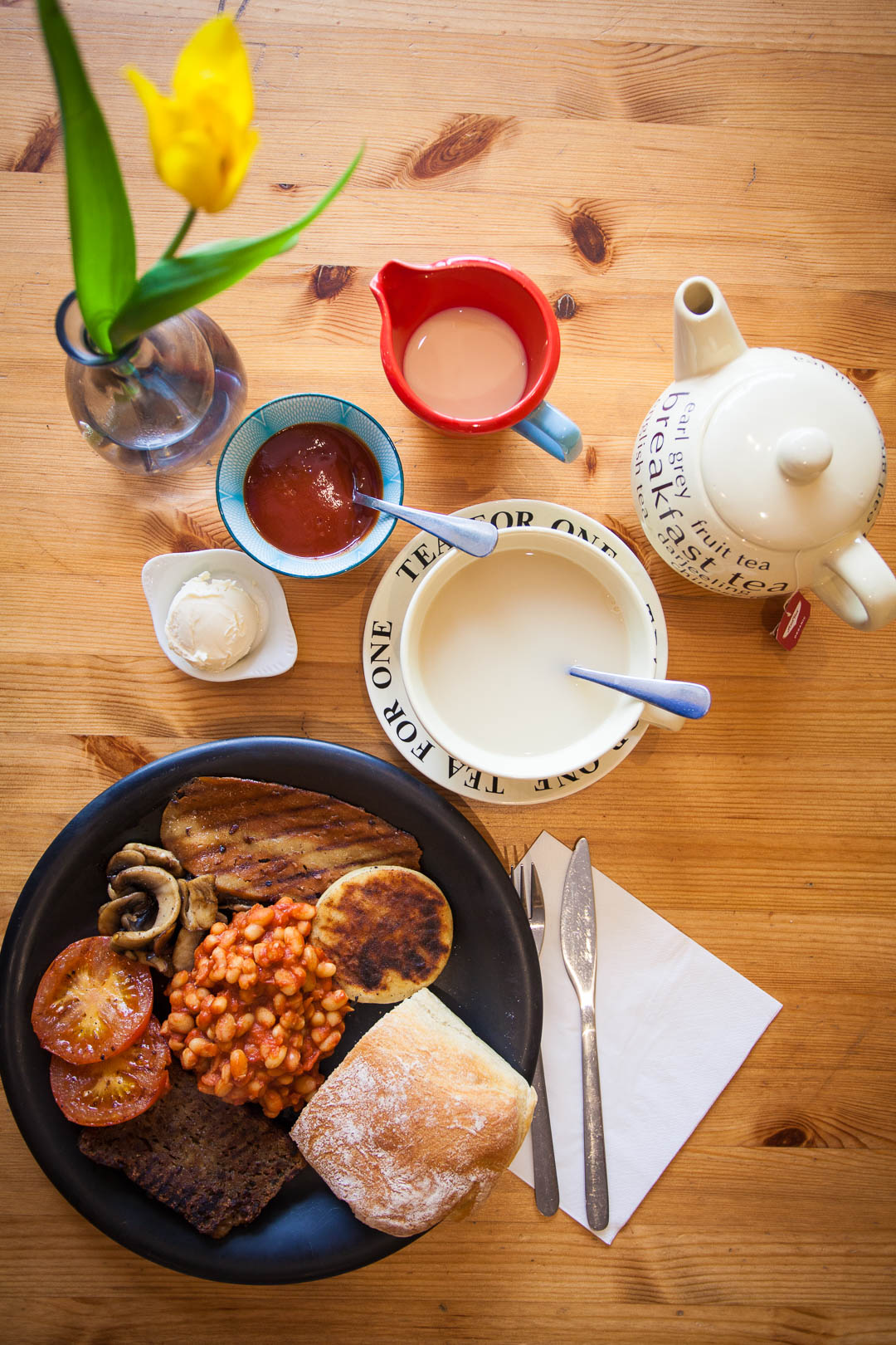 Do you love a good breakfast? Then Glasgow is the right city for you! These seven gorgeous places for vegan breakfast in Glasgow will water your mouth!