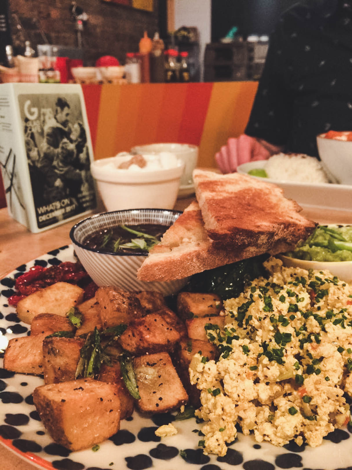 The Glad Cafe, Glasgow is a fully licensed cafe and venue in the Southside, offering a range of vegan dishes for breakfast, lunch and dinner. In the evenings the cafe turns into a popular bar which offers craft beers from Scotland and further afield.